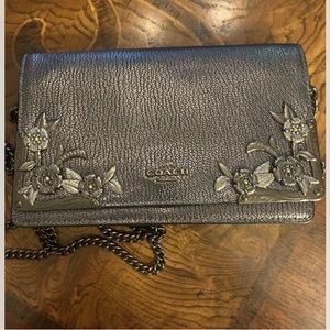Beautiful coach purse with chain strap used only one time